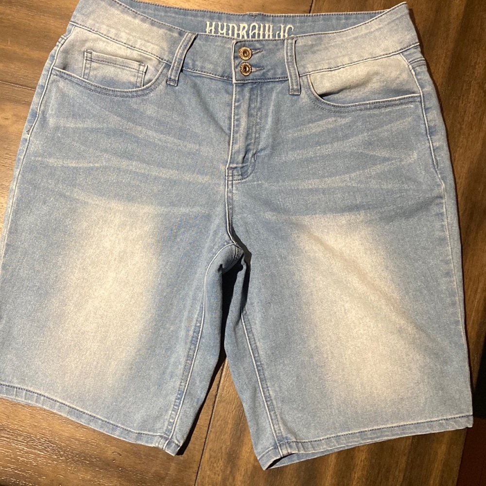 Hydraulic womens long jean shorts